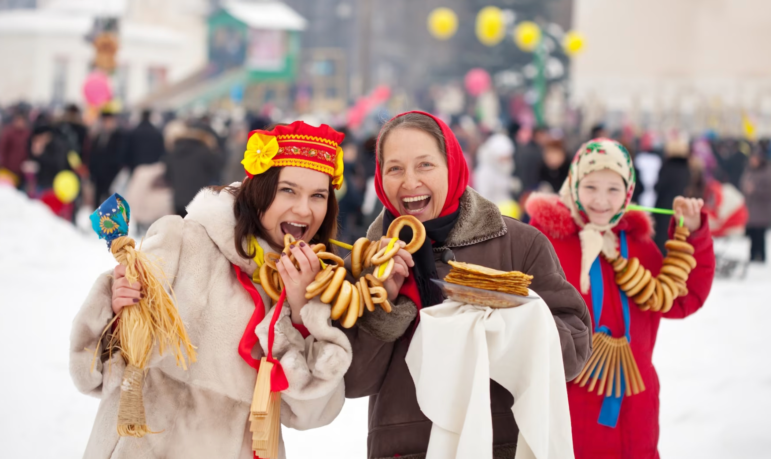 На масленицу которую празднуют. Народные гуляния на Масленицу. Масленичные гуляния блины. Масленица веселье. Масленица праздники России.